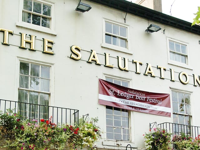 Serving pub staples and Thai.