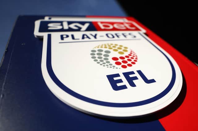 Rick Parry has moved to update EFL clubs