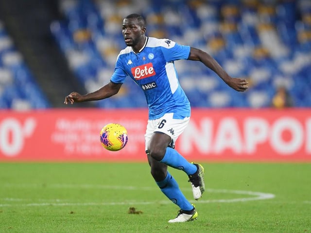 Liverpool have drawn up an £89m offer for Napoli defender Kalidou Koulibaly, who has snubbed interest from Paris Saint-Germain in favour of a move to England. (Le10Sport)