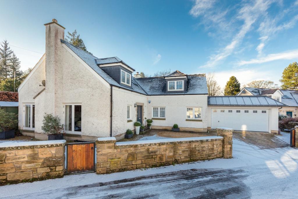 Station Loan, Balerno.