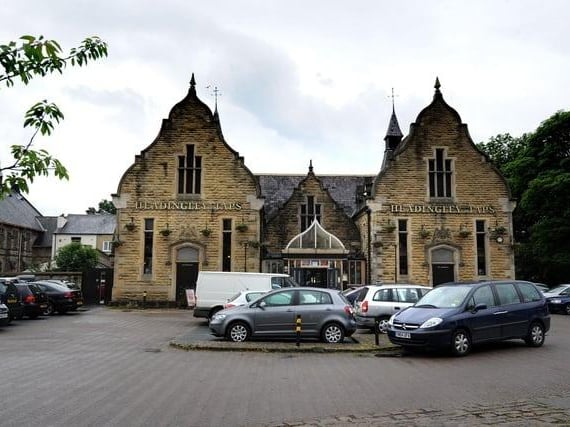 Another staple of the suburban sports scene, this former water pumping station offers an expansive layout. Its massive screen setup ensures a great view of the tournament from anywhere in the room 🎾Bennett Rd, Headingley, Leeds LS6 3HG