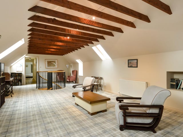 With two self-contained apartments, Easter Bendochy House offers a wealth of possibilities