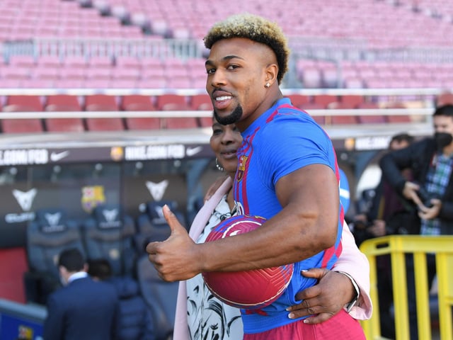 Barcelona look likely to make their loan move for Wolves' Adama Traore permanent in the summer, with a fee over around £16.5m likely to be enough to seal the deal. He's been joined by Pierre-Emerick Aubameyang at the Camp Nou, following his exit from Arsenal. (Mundo Deportivo)