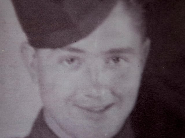 William "Bill" Glen was 22 when he landed on the beaches of France on he 8th June 1944 and was soon wounded further inland when a mortar shell exploded nearby.