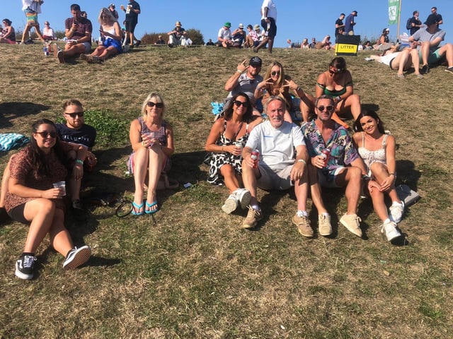 Holly Strawbridge, Ben Mitchell, Vanessa Mitchell, Sharon White, Alan Mitchell, Ian White at Victorious on Sunday 