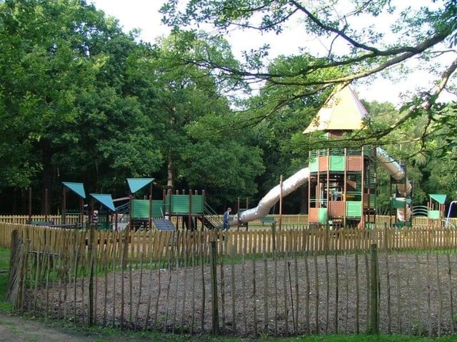 Unlike the first national lockdown, which had restrictions comparable to the ones we are currently subject to, playgrounds are permitted to remain open. There are numerous playgrounds in Doncaster that you can take your children to. Pictured is the playground at Sandall Beat