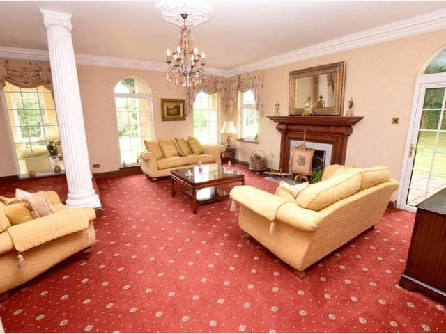 Lounge.