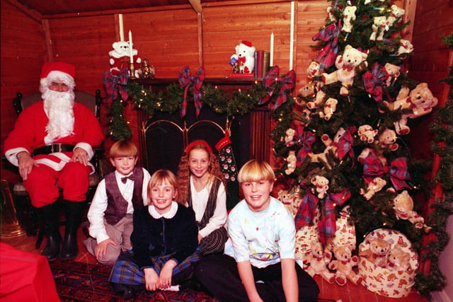 Children and Santa in Joplings Grotto in November 1994. Was it your favourite grotto?