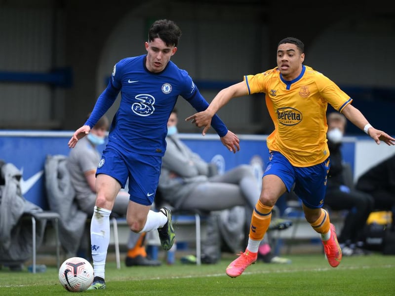 Brighton are making a “final push” to arrange a transfer for Valentino Livramento, who was named the Chelsea Academy Player of the Year last term and has one year left on his initial professional contract. (Goal)
(Photo by Mike Hewitt/Getty Images)