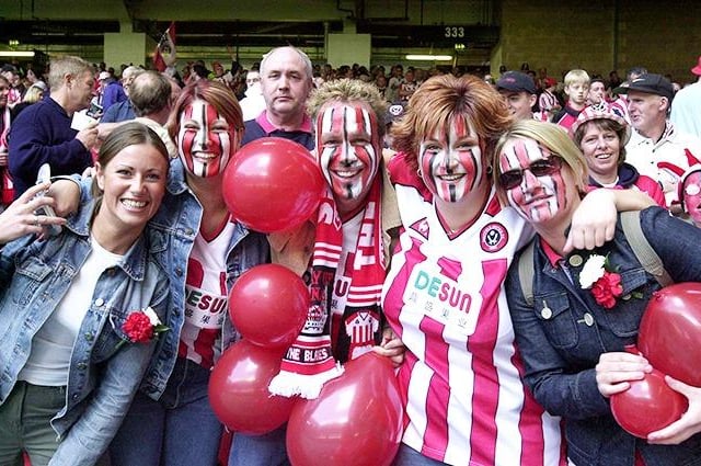 Blades fans at Cardiff on May 27, 2003
