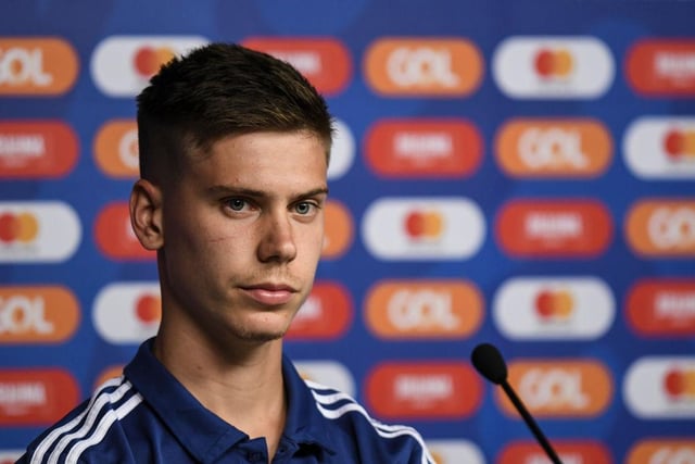 Juan Foyth is expected to leave Tottenham Hotspur this summer, which could open the door to a move to Leeds United. (El Dia)