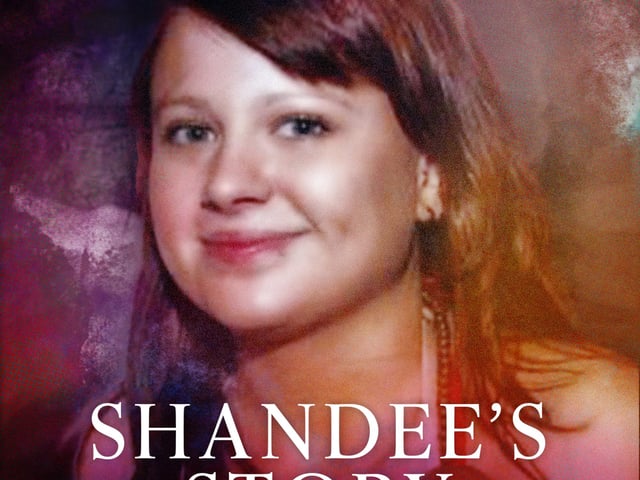 Shandee Blackburn was brutally murdered as she walked home from work. However Shandee's story believes her cold-case can still be solved.
