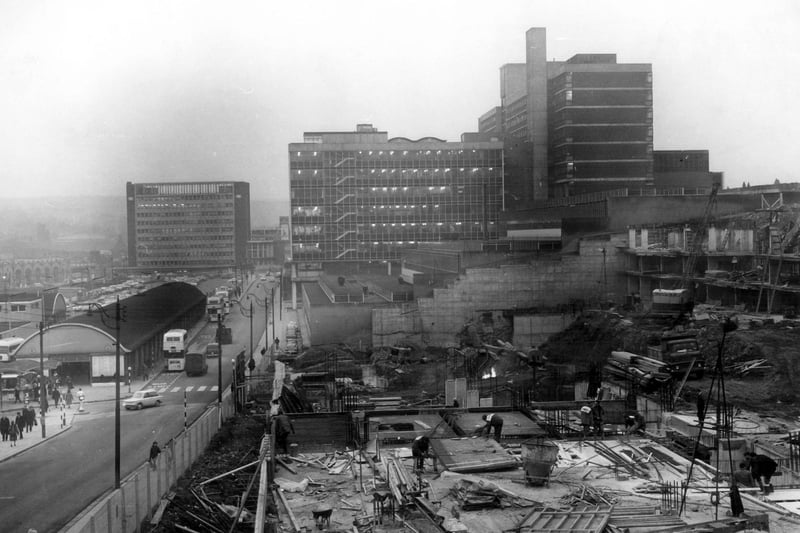 Pond Street development looking towards College of Technology and Sheaf House, Oct 1966