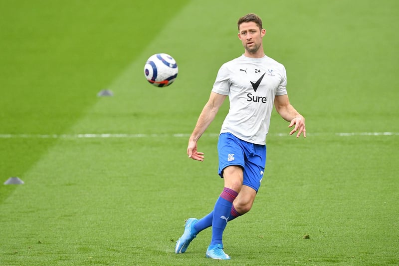 Leicester City have been named the surprise favourites to sign free agent defender Gary Cahill, ahead of Bournemouth and Rangers. The Foxes are in need of cover at the back, after defender Wesley Fofana broke his leg in a pre-season friendly. (SkyBet)