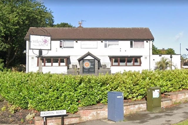 Rating: 4.5 out of 5 (458 reviews)
Address: 1 Leighton Rd, Sheffield S14 1SP
What people say: Great staff, great food, great portions, lovely environment if you eat in.