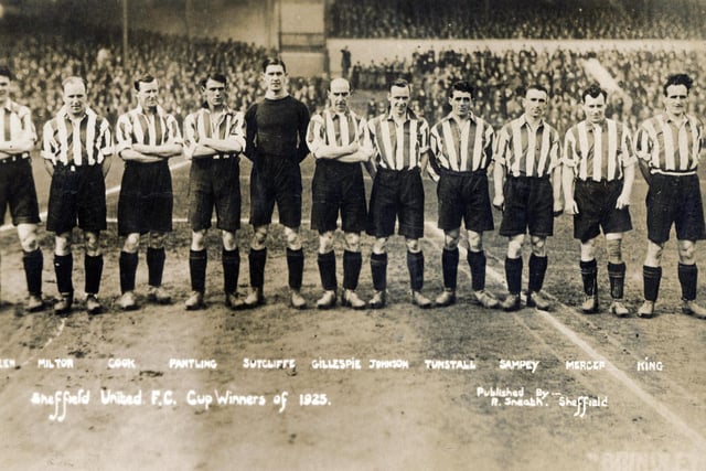 Sheffield United Football Club FA Cup winners. 1925 (Team (l. to r.) Green, Milton, Cook, Pantling, Sutcliffe, Gillespie, Johnson, Tunstall, Sampey, Mercer and King)