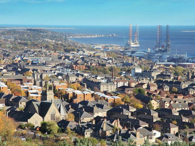 The percentage of businesses in Dundee City with an 'improvement required" rating is 16.23%