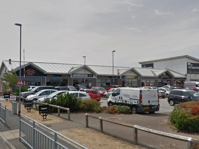 Given 4.8 stars by 32 reviews. One review said: "Fantastic hairdressers, all of my family go here."