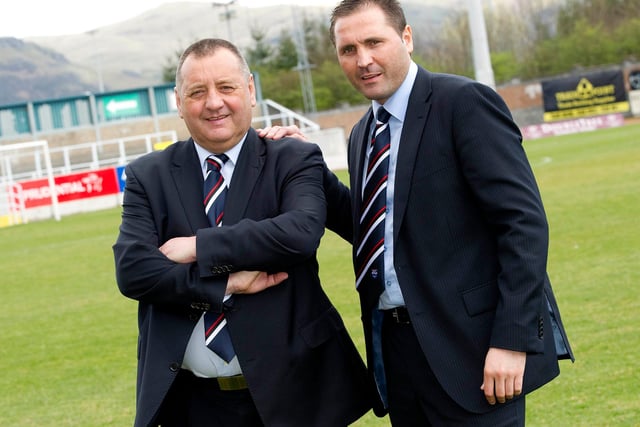 Scott Calderwood would like to follow in his father Jimmy’s footsteps and manage Dunfermline Athletic. The 43-year-old is currently coaching in the second tier of the Netherlands but is interested in replacing Peter Grant. He said: “I have always said I would like the chance to work in Scotland again and Dunfermline would be a great opportunity.” (Daily Record)