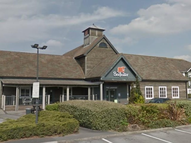 Enjoy some high quality dishes at the Lakeside Beefeater where you can have a main meal from the Lunchtime Menu for £5.99 valid Monday to Friday between 12 to 5pm.