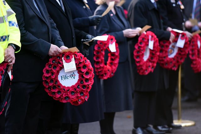 Only a handful of people were able to lay wreaths on Remembrance Sunday (Pic: Fife Photo Agency)