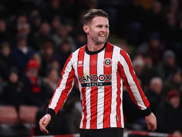 Oliver Norwood is relaxing before today's FA Cup semi-final against Manchester City: Naomi Baker/Getty Images