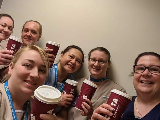 Kathleen Rodgers: All the team from E52 work so hard at these difficult times being a covid ward..so proud to work with these and be part of the team. Love these lot like family.