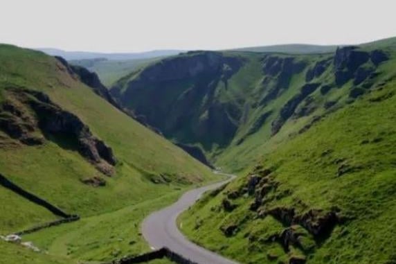 Winnats Pass in the Peak District provides a sensational view over Hope Valley. It's the perfect spot to watch the sunset