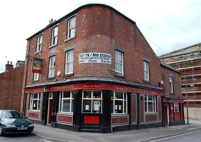 The Sheldon pub, Hill Street, Highfield, Sheffield, June 15, 2005. The pub closed in 2015