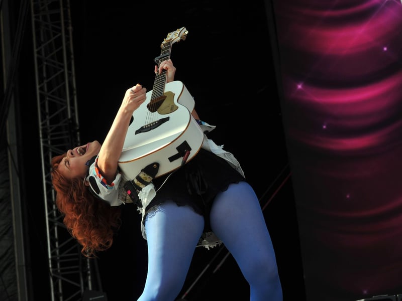 Irish singer-songwriter CMAT has been capturing attention with her witty lyrics and quirky pop style, making her a fresh and exciting addition to the Glastonbury line up.