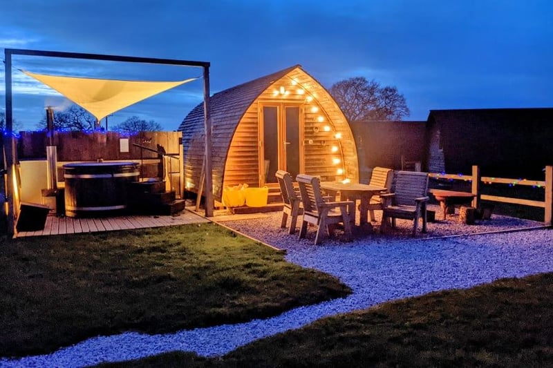 Set on a family farm, this glamping site features gorgeous views across the valley at the majestic Pendle Hill, Longridge Fell and Hurst Green.  The luxury heated ensuite cabins provide a perfect base to explore all the area has to offer.
