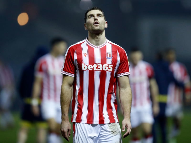 Signings - 6: Josh Scowen (Sunderland, free), Sullay Kaikai (Blackpool, free), Adam Przybek (Ipswich, free), Olly Pendlebury (Reading, free), Sam Vokes (Stoke, undisclosed), Jack Wakely (Chelsea, free).
Signed for fee: 1
Free transfers: 5
Loans: 0
Last active: July 28