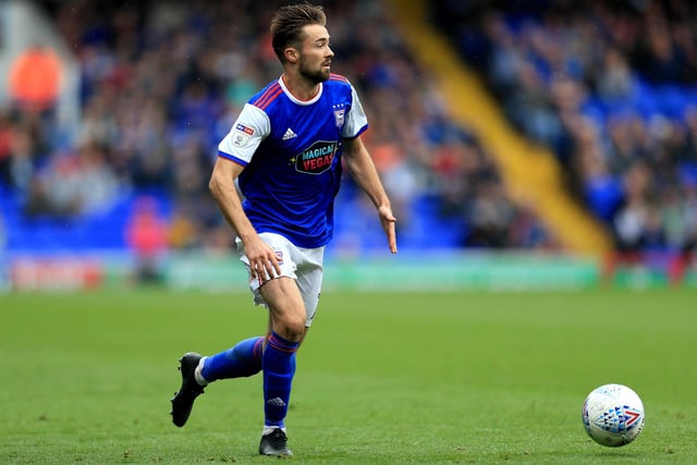 Luton Town and Middlesbrough are set to battle it out for Ipswich Town winger Gwion Edwards. The Welshman was interesting Sunderland and Oxford United and has entered the final year of his contract. (Football Insider)