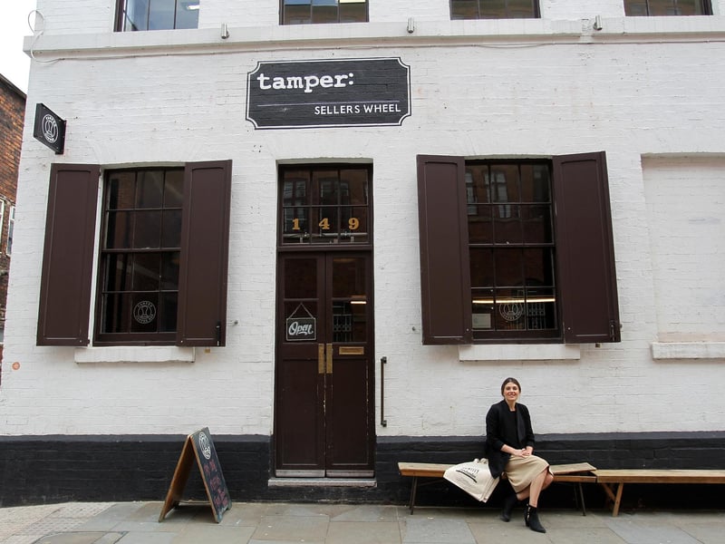 Trendy Tamper Sellers wheel, which offers new Zealand-style bites has a rating of 4.6 out of 5, with 1,160 reviews. It has received praise for its brunch menu