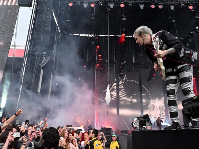 John 5 of Mötley Crüe - rock legends in their own right - on stage at Bramall Lane to support Def Leppard for the start of the 'world tour'.