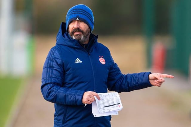 Aberdeen manager Derek McInnes is said to be furious at finding out his players had to self-isolate via television (Scottish Sun)