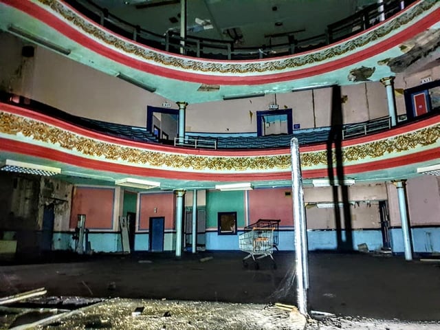 The Grand was threatened with demolition until an energetic local campaign eventually led to the building being listed in 1994 and a decision to permit demolition was reversed. It is now a Grade II listed building