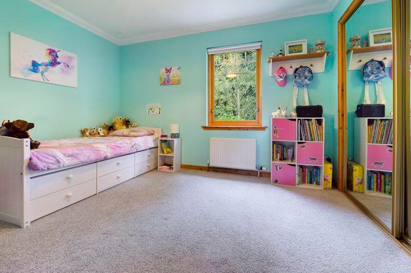 Any wee girl would love to invite her friends over for sleepovers in this room.