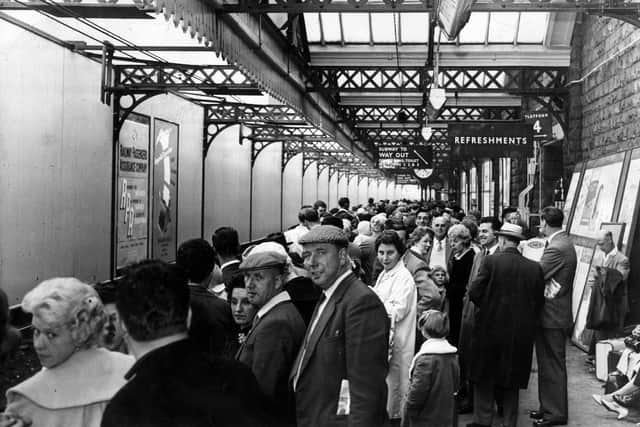 Woodhead Supplement - Holidays wait for their train at Sheffield Victoria Station in 1962. 