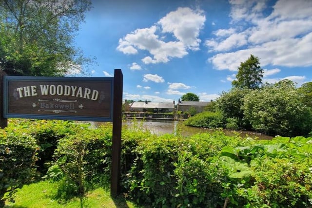 At the Woodyard, you can treat yourself to some of the finest meals while enjoying them in a picturesque setting in the Peak District.