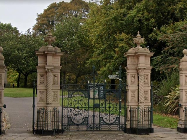 Located near the University of Sheffield is Weston Park. It's another peaceful park - it's not ideal for more rambunctious children.