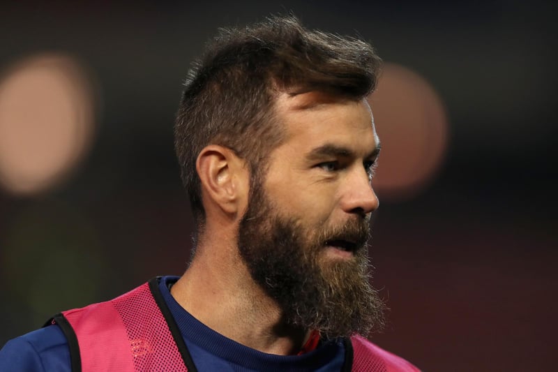 Ex-Derby County and Cardiff City man Joe Ledley has been snapped up by League Two high-flyers Newport County. The 34-year-old midfielder racked up 77 international caps for Wales since making his senior debut in 2005. (Club website)