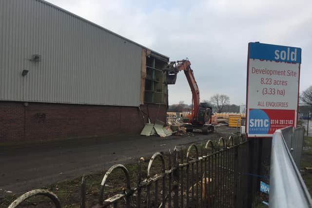 The former site of Graves Leisure Centre and Norton College is to make way for a retail park