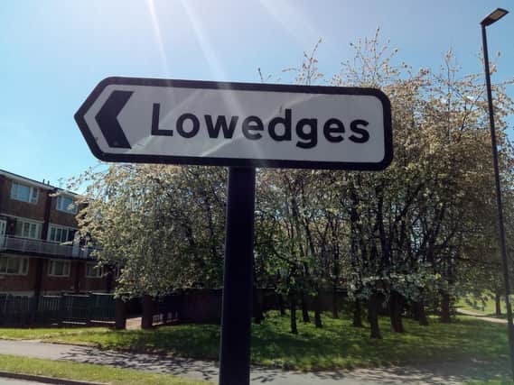 Lowedges sign.