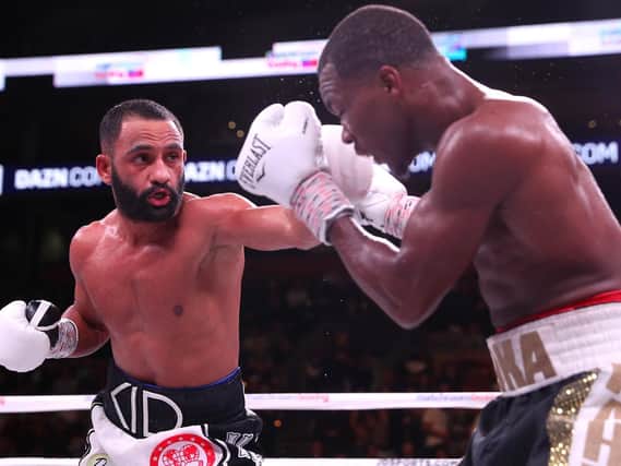 Kid Galahad lays in on his opponent