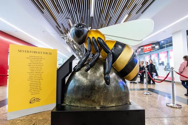 The bee sculpture at Meadowhall (pic: Antony Oxley)