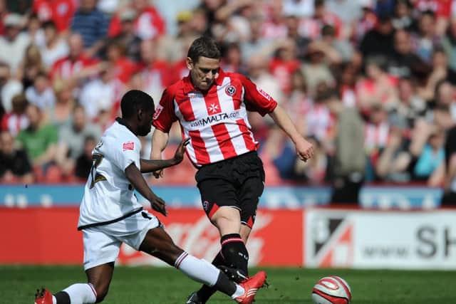 Gary Naysmith in action for Sheffield United  BLADES SPORTS PHOTOGRAPHY,