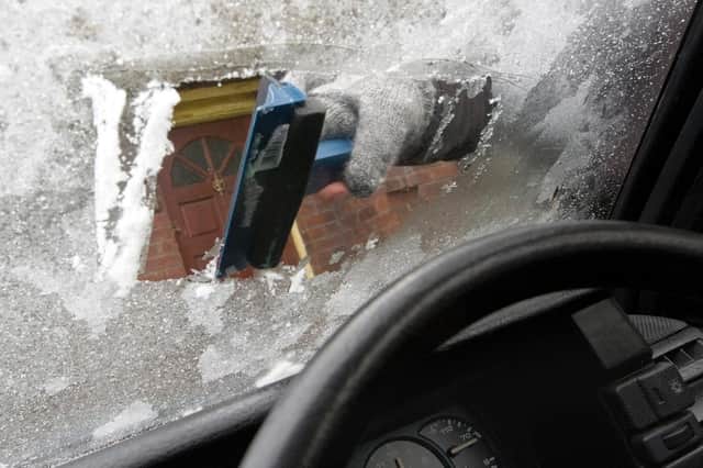 Tips for defrosting your windscreen