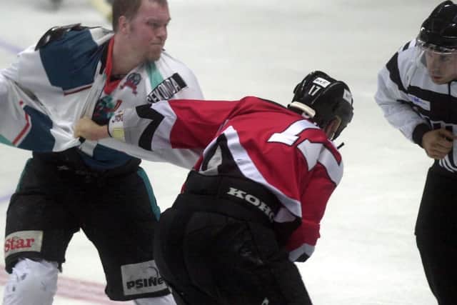 Steelers Scott Allison in his playing hey day, 2001