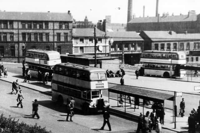 As busy day as people go about their business at Pond Street in the 1950s.